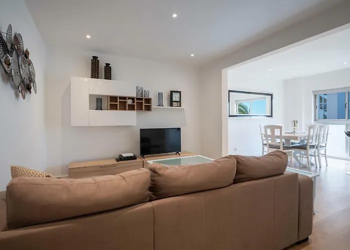 Pita By Madeira פונשל